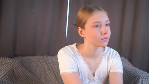 Snapshot of revamcallister chatting on 4, 6, 2026 revamcallister online show from 4, 6, 2026