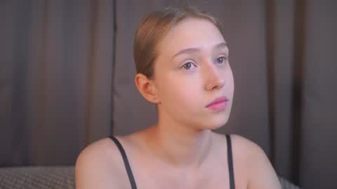 Snapshot of revamcallister chatting on 5, 7, 2026 revamcallister online show from 5, 7, 2026