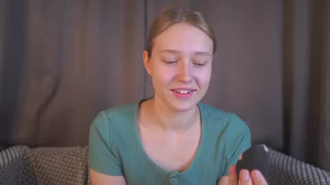 Snapshot of revamcallister chatting on 12, 7, 2026 revamcallister online show from 12, 7, 2026