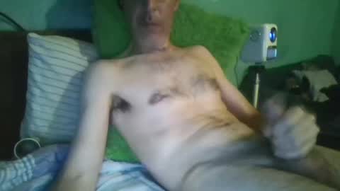 Snapshot of reyes_albert2006 chatting on 5, 10, 2025 reyes_albert2006 online show from 5, 10, 2025