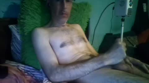 reyes_albert2006 online show from 27, 7, 2026