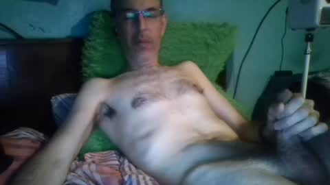 reyes_albert2006 online show from 9, 8, 2026