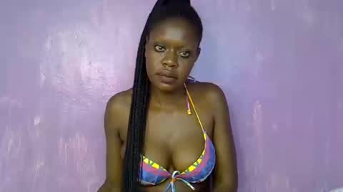 Snapshot of riana_sha chatting on 6, 3, 2025 riana_sha online show from 6, 3, 2025