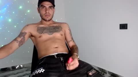 Snapshot of riancum chatting on 18, 5, 2026 juan online show from 18, 5, 2026
