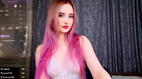 Snapshot of riawoods chatting on 30, 4, 2026 Ria Woods online show from 30, 4, 2026