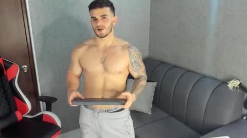 ricardogonzalez666 online show from 18, 2, 2025