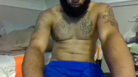 pawg takes on a great big cock online show from 15, 9, 2025
