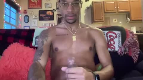 Snapshot of richchris66 chatting on 8, 12, 2024 richchris66 online show from 8, 12, 2024