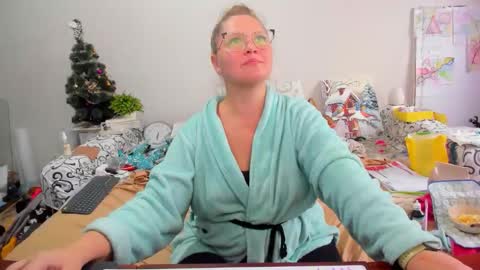 Anna - not anna - right Anna  online show from 9, 1, 2026