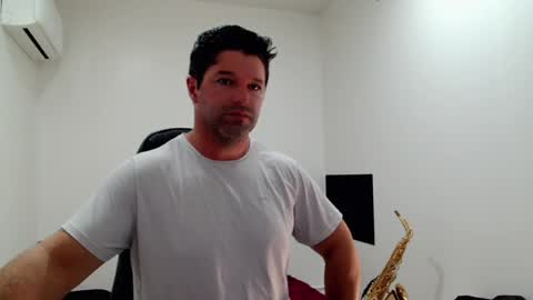 Snapshot of richrolland chatting on 16, 4, 2026 Rickseduction online show from 16, 4, 2026