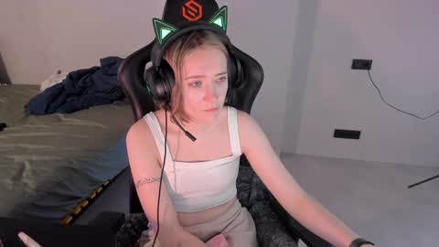 Snapshot of rickisanchez chatting on 28, 1, 2025 RickiSanchez online show from 28, 1, 2025