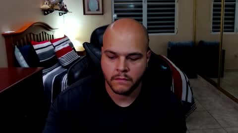 Snapshot of rickyj1012 chatting on 1, 12, 2025 Ricky online show from 1, 12, 2025