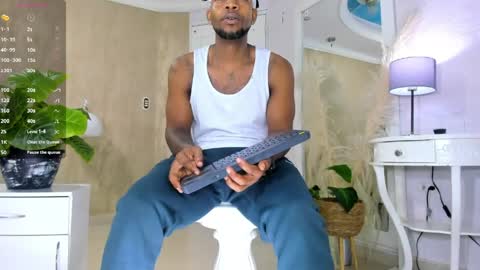 Snapshot of ricobrown777 chatting on 17, 5, 2026 RicoBrowm online show from 17, 5, 2026