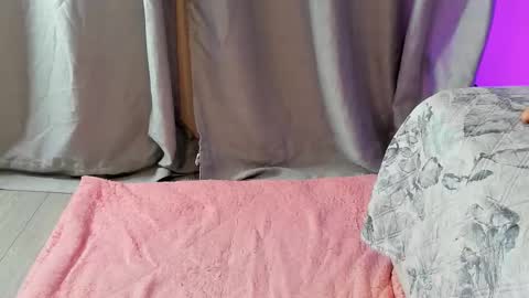 Snapshot of rihannadeep chatting on 28, 10, 2025 Sara online show from 28, 10, 2025