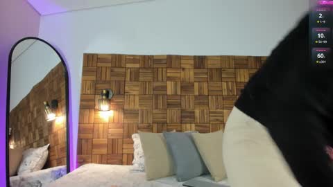 Snapshot of rihannadeep chatting on 8, 11, 2025 Sara online show from 8, 11, 2025