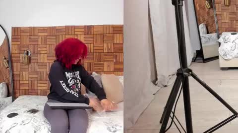 Snapshot of rihannadeep chatting on 23, 11, 2025 Sara online show from 23, 11, 2025