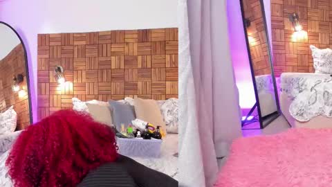 Snapshot of rihannadeep chatting on 1, 12, 2025 Sara online show from 1, 12, 2025