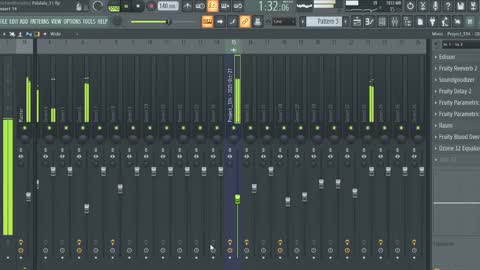 Snapshot of riki_lesensuel chatting on 1, 11, 2025 Riki online show from 1, 11, 2025