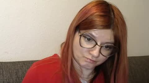 RileyComely online show from 27, 11, 2025