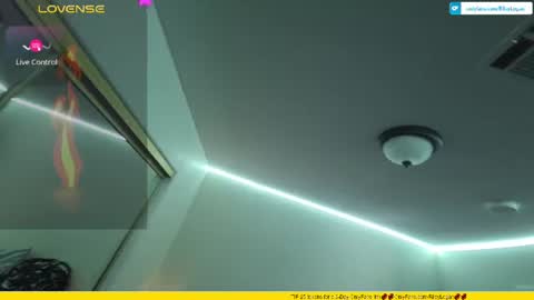 Snapshot of rileylogan chatting on 12, 6, 2026 Riley Logan online show from 12, 6, 2026