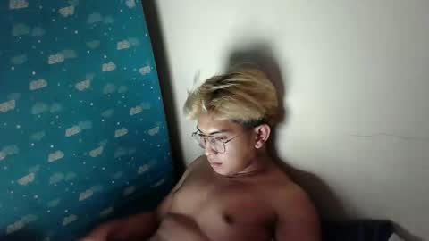 Snapshot of ririhoee chatting on 22, 3, 2026 ririhoee online show from 22, 3, 2026