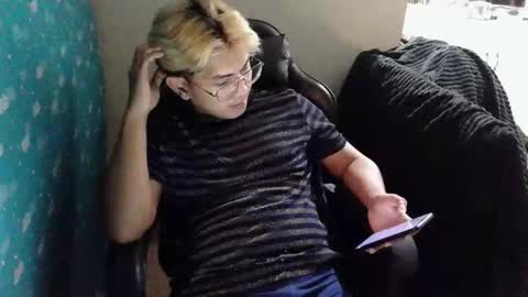 Snapshot of ririhoee chatting on 24, 3, 2026 ririhoee online show from 24, 3, 2026