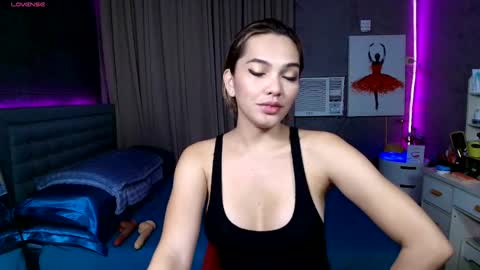 Snapshot of risque_asiancassandra chatting on 12, 1, 2026 Miss Cassie online show from 12, 1, 2026