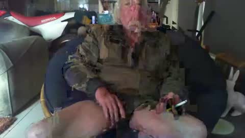 Snapshot of riverratggg chatting on 29, 5, 2026 riveratggg online show from 29, 5, 2026