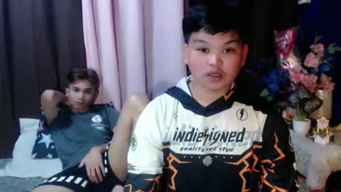 Snapshot of rnl_cum chatting on 21, 4, 2026 RICH MY GOAL online show from 21, 4, 2026