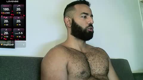 SebasRoa online show from 9, 1, 2026