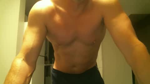 Snapshot of roadhouse122 chatting on 24, 2, 2025 roadhouse122 online show from 24, 2, 2025