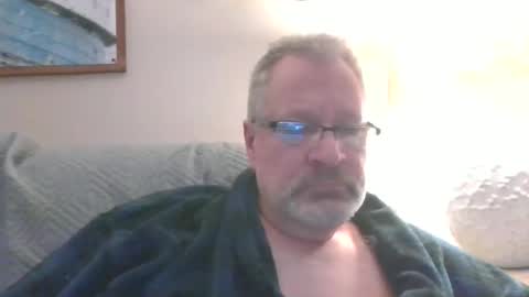 Snapshot of rob872217 chatting on 27, 12, 2024 rob872217 online show from 27, 12, 2024