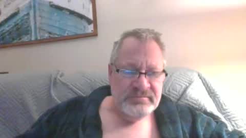 Snapshot of rob872217 chatting on 12, 1, 2025 rob872217 online show from 12, 1, 2025