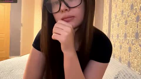 Snapshot of robbimckoy chatting on 1, 2, 2026 Aya online show from 1, 2, 2026