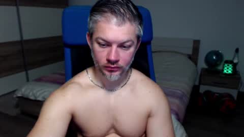 Snapshot of robbyshawz chatting on 23, 12, 2024 robbyshawz online show from 23, 12, 2024