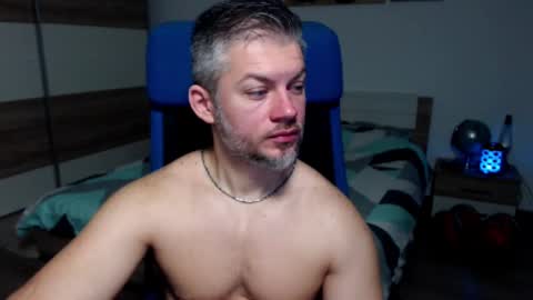 Snapshot of robbyshawz chatting on 31, 12, 2024 robbyshawz online show from 31, 12, 2024