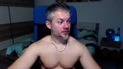 Snapshot of robbyshawz chatting on 14, 1, 2025 robbyshawz online show from 14, 1, 2025