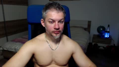 Snapshot of robbyshawz chatting on 27, 2, 2025 robbyshawz online show from 27, 2, 2025