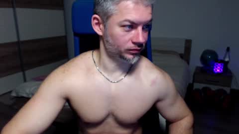 Snapshot of robbyshawz chatting on 7, 3, 2025 robbyshawz online show from 7, 3, 2025