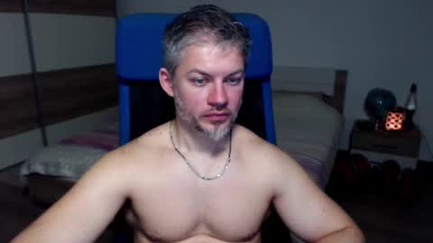 Snapshot of robbyshawz chatting on 9, 3, 2025 robbyshawz online show from 9, 3, 2025