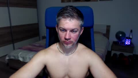 Snapshot of robbyshawz chatting on 11, 3, 2025 robbyshawz online show from 11, 3, 2025