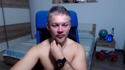 Snapshot of robbyshawz chatting on 19, 9, 2025 robbyshawz online show from 19, 9, 2025