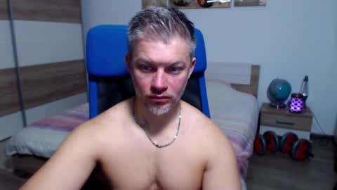 Snapshot of robbyshawz chatting on 21, 9, 2025 robbyshawz online show from 21, 9, 2025