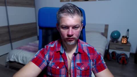 Snapshot of robbyshawz chatting on 3, 10, 2025 robbyshawz online show from 3, 10, 2025