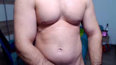 Snapshot of robbyshawz chatting on 11, 10, 2025 robbyshawz online show from 11, 10, 2025