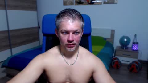 Snapshot of robbyshawz chatting on 23, 10, 2025 robbyshawz online show from 23, 10, 2025