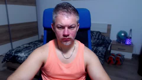 Snapshot of robbyshawz chatting on 5, 11, 2025 robbyshawz online show from 5, 11, 2025