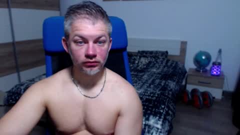 Snapshot of robbyshawz chatting on 11, 11, 2025 robbyshawz online show from 11, 11, 2025