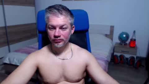 Snapshot of robbyshawz chatting on 24, 11, 2025 robbyshawz online show from 24, 11, 2025