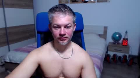 Snapshot of robbyshawz chatting on 29, 11, 2025 robbyshawz online show from 29, 11, 2025